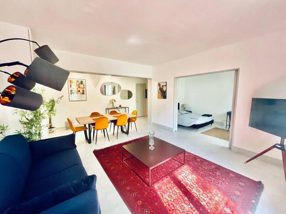 Gustave - Charming Eiffel Tower Appartement - باريس المظهر الخارجي الصورة
