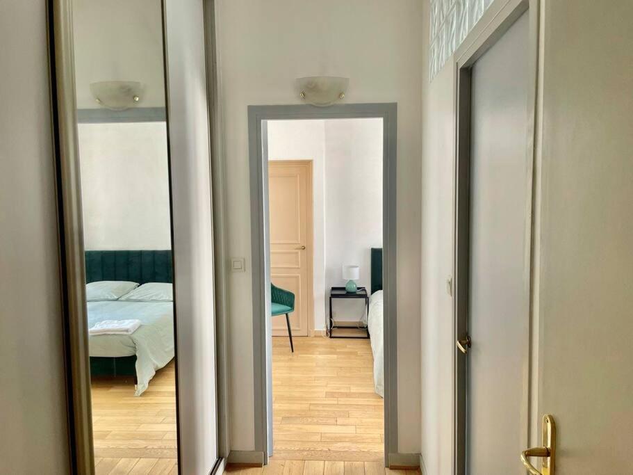 Gustave - Charming Eiffel Tower Appartement - باريس المظهر الخارجي الصورة