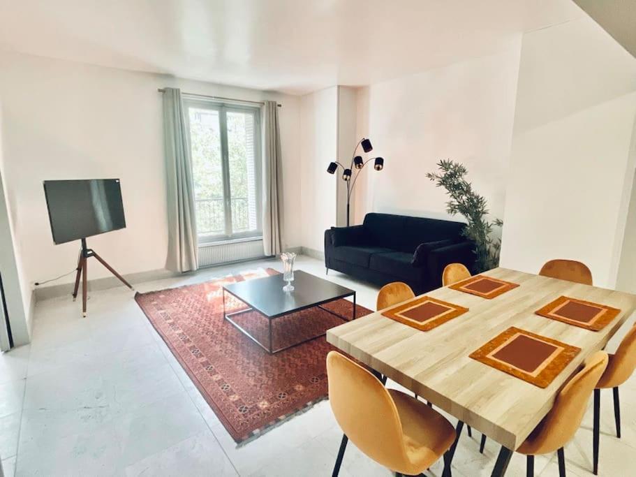 Gustave - Charming Eiffel Tower Appartement - باريس المظهر الخارجي الصورة