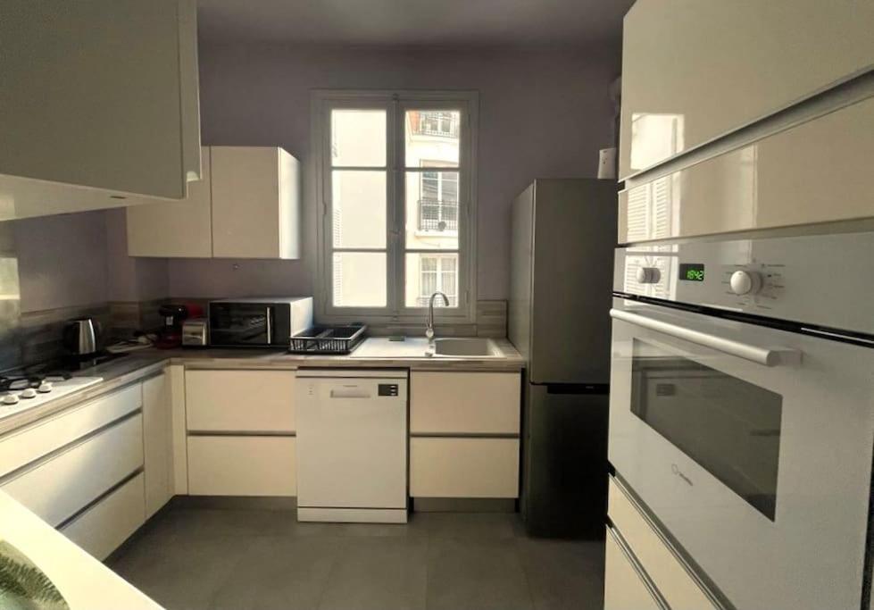 Gustave - Charming Eiffel Tower Appartement - باريس المظهر الخارجي الصورة